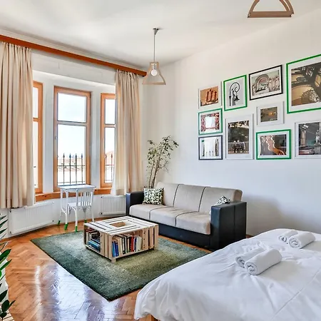 Apartment Oasis On The Of *